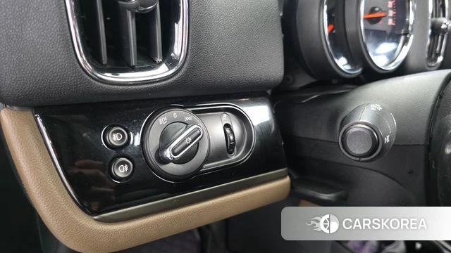 Mini Cooper D Countryman id 4633350 из Кореи 10