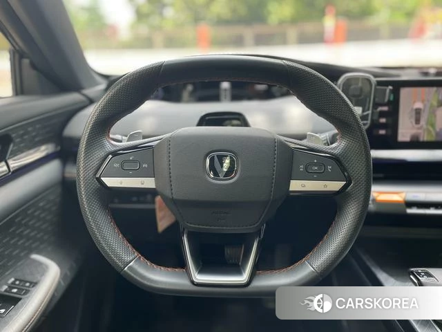 Chang'an UNI-V id 4374465 из Китая 10