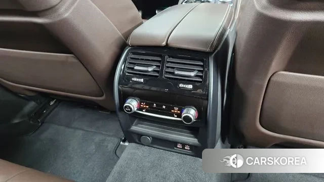 BMW 5 Series (G30) id 3335819 из Кореи 10