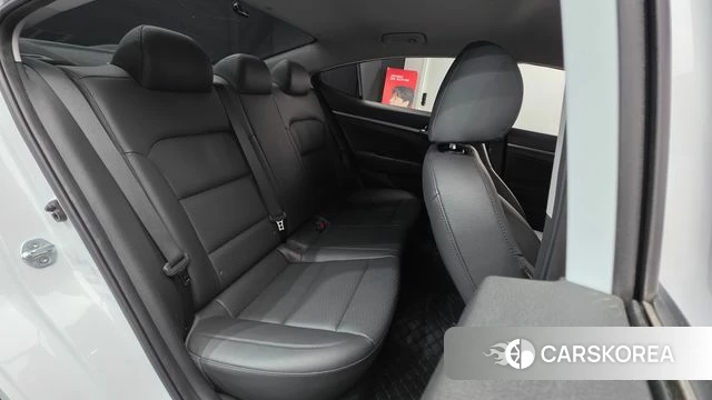 Hyundai The New Avante AD id 3828545 из Кореи 10