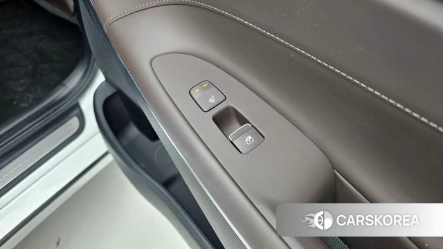 Hyundai The New Grandeur IG Hybrid id 4294467 из Кореи 10
