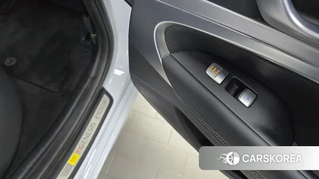 Genesis G70 id 3396765 из Кореи 10