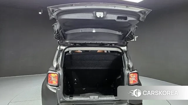 Jeep Renegade id 3379705 из Кореи 10