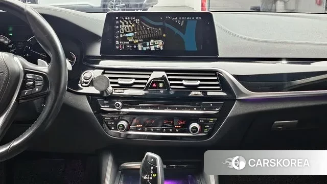 BMW 5 Series (G30) id 3380718 из Кореи 10