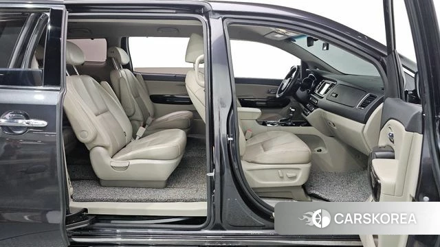 Kia The New Carnival id 4496878 из Кореи 10
