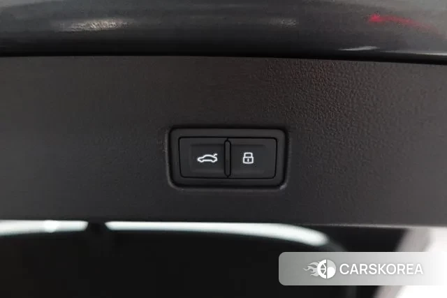 Audi A7 (4K) id 3468984 из Кореи 10