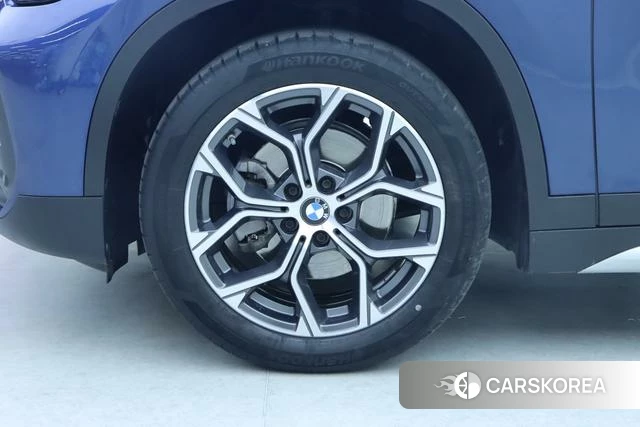 BMW X1 id 4273054 из Китая 10