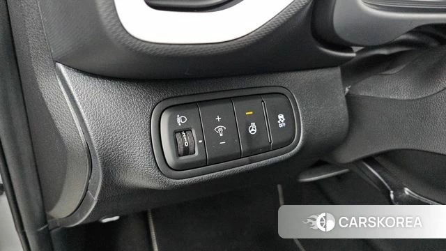 Hyundai Venue id 3810977 из Кореи 10