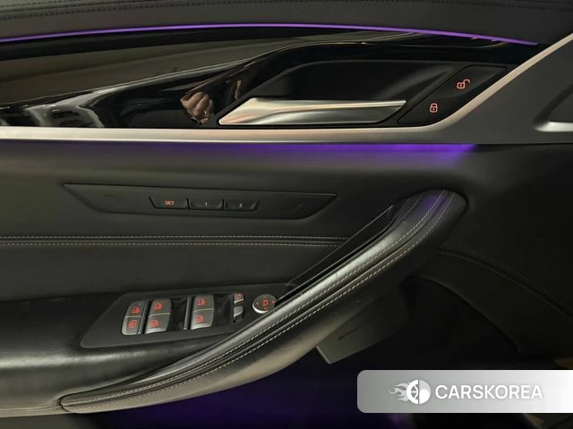 BMW 5 Series (G30) id 3866966 из Кореи 10