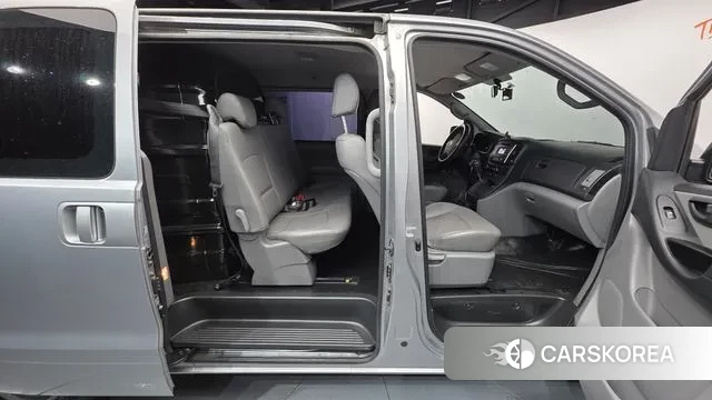 Hyundai The New Grand Starex id 3697966 из Кореи 10