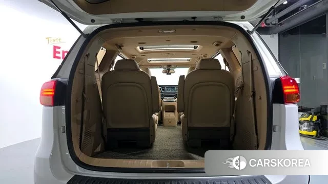 Kia All New Carnival id 3440037 из Кореи 10