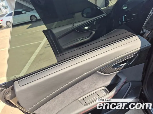 Audi RSQ8 (4M) id 2823124 из Кореи 10