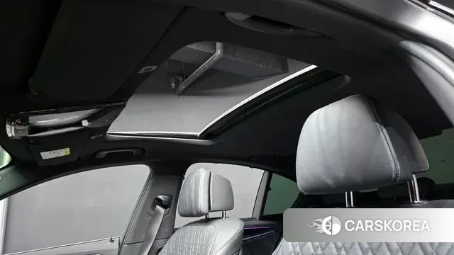 BMW 5 Series (G30) id 3427247 из Кореи 10