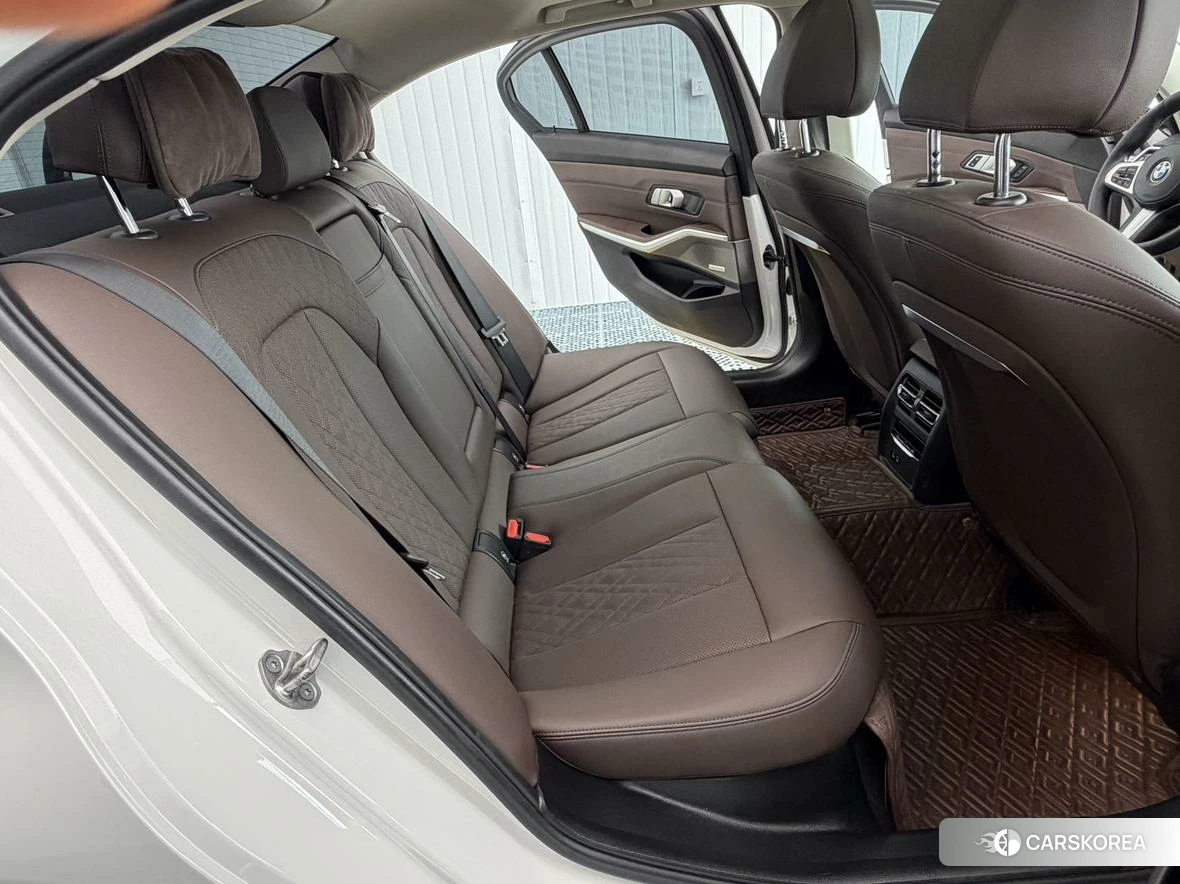 BMW 3 series id 4513663 из Китая 10