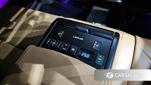 Lexus ES300h 7th generation id 4224481 из Кореи 10