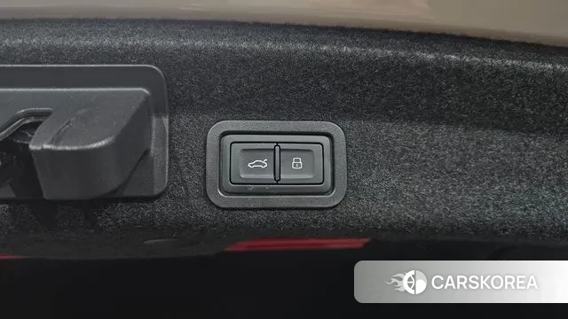 Audi A6 (C8) id 3681535 из Кореи 10