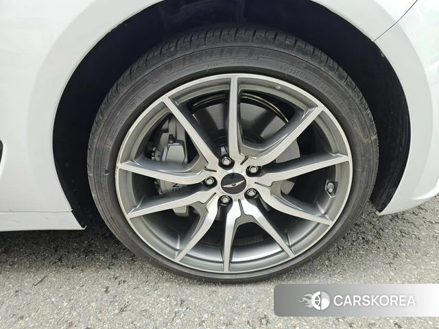 Genesis The New G70 id 4308206 из Кореи 10