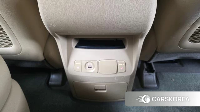 Kia The New Carnival id 4642498 из Кореи 10