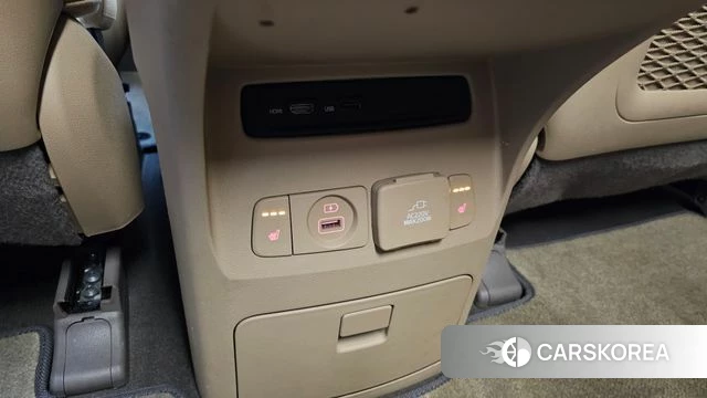 Kia The New Carnival id 4698659 из Кореи 10