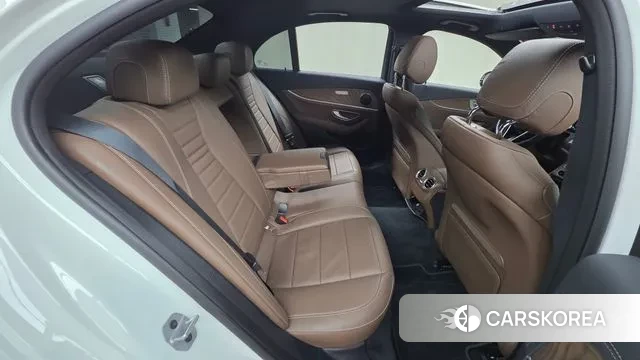 Mercedes-Benz E-Class W213 id 3556962 из Кореи 10