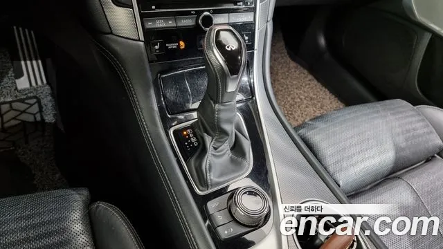 Infiniti Q50 id 2763573 из Кореи 10