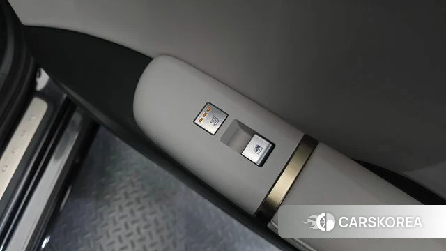 Hyundai Grandeur (GN7) id 4178309 из Кореи 10