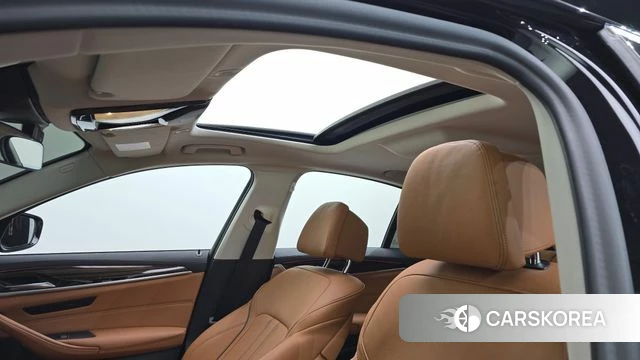 BMW 5 Series (G30) id 3892961 из Кореи 10