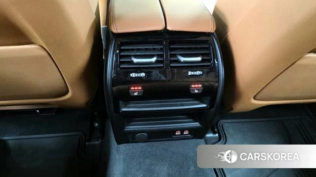 BMW 5 Series (G30) id 3858991 из Кореи 10