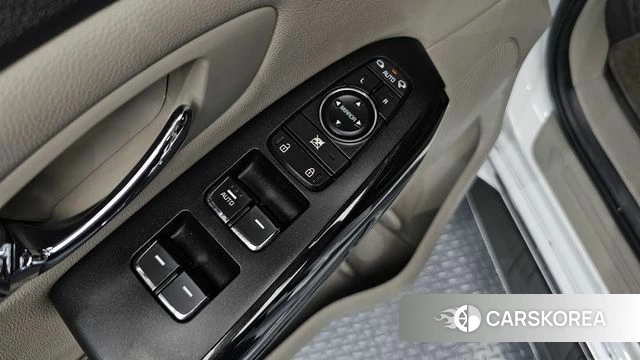 Kia The New Carnival id 4581421 из Кореи 10