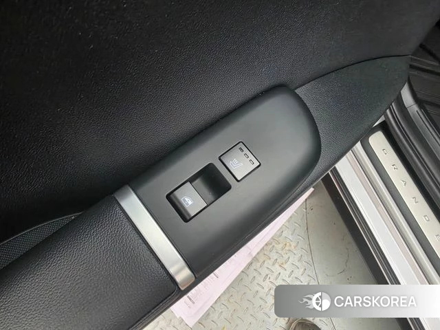 Hyundai Grandeur (GN7) id 4941131 из Кореи 10