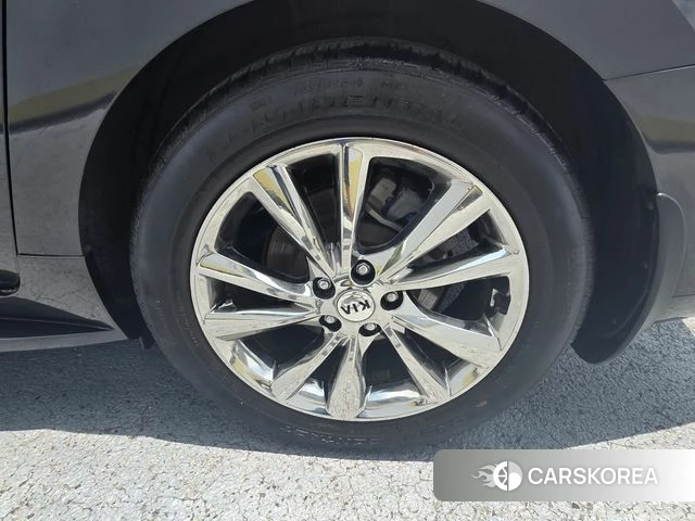 Kia The New Carnival id 4546954 из Кореи 10
