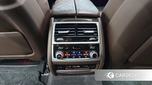 BMW 7 Series (G11) id 3417813 из Кореи 10