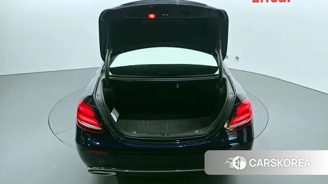 Mercedes-Benz E-Class W213 id 3754274 из Кореи 10