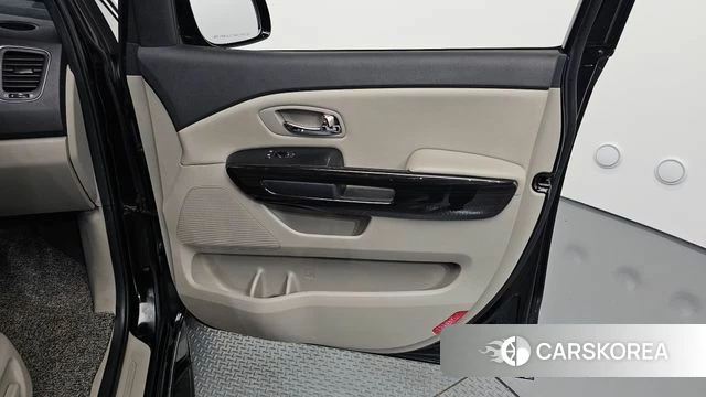 Kia The New Carnival id 4502269 из Кореи 10