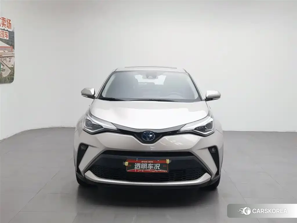 Toyota C-HR id 4570348 из Китая 10