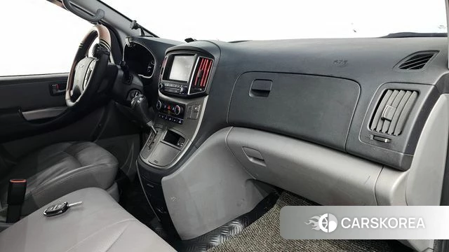 Hyundai The New Grand Starex id 3917465 из Кореи 10