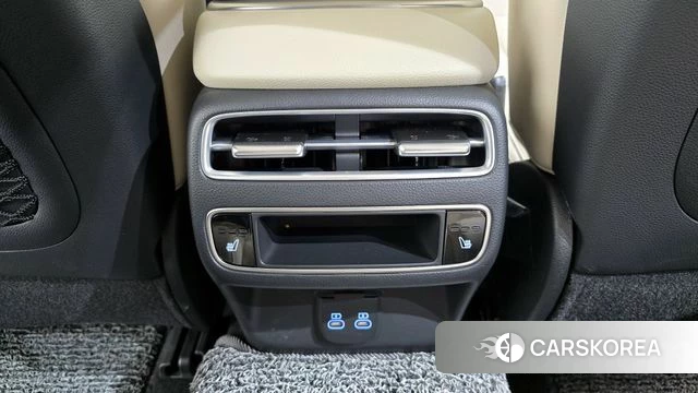 Genesis GV70 id 3817368 из Кореи 10