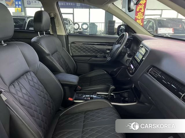 Mitsubishi  Outlander id 4207898 из Китая 10