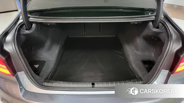 BMW 5 Series (G30) id 3592768 из Кореи 10