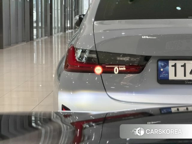 BMW 5 Series (G30) id 4178249 из Кореи 10