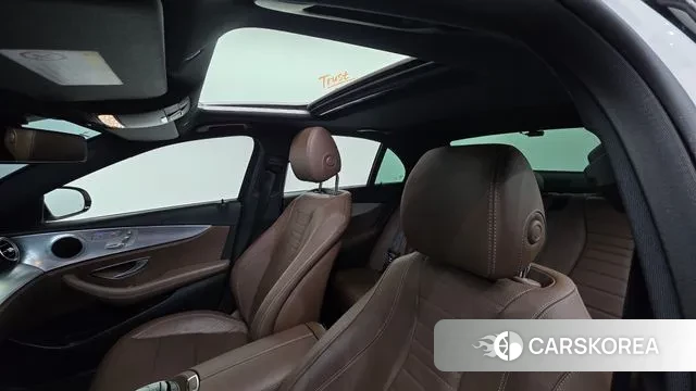 Mercedes-Benz E-Class W213 id 3736644 из Кореи 10