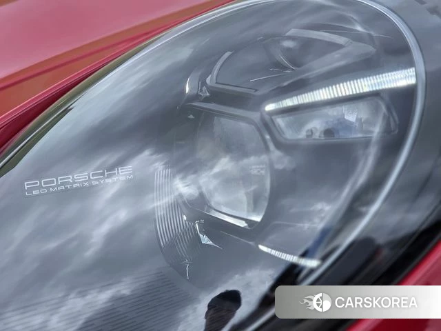 Porsche 911(992) id 4619645 из Кореи 10