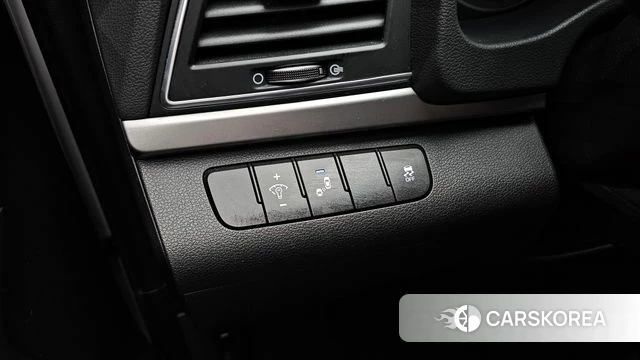 Hyundai Avante AD id 4180736 из Кореи 10