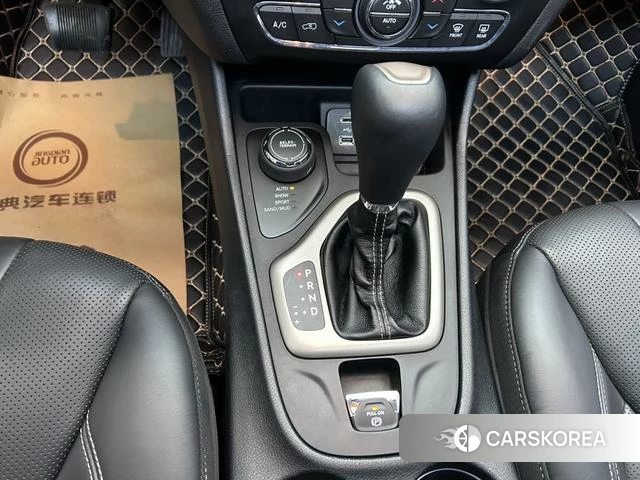 Jeep Free light id 4216893 из Китая 10