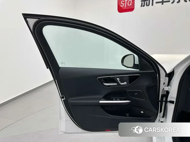 Mercedes-Benz Class C id 3957773 из Китая 10