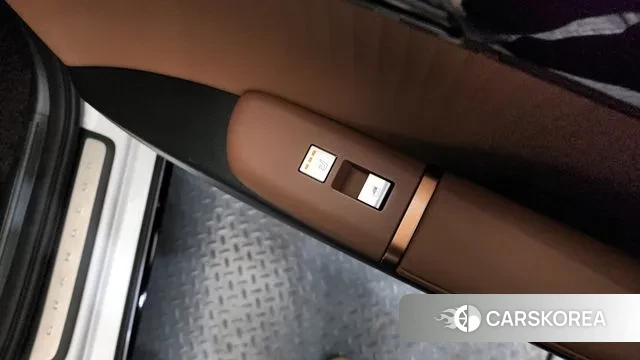 Hyundai Grandeur Hybrid (GN7) id 3560607 из Кореи 10