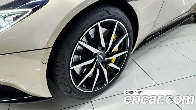 Aston Martin DB11 id 2534053 из Кореи 10