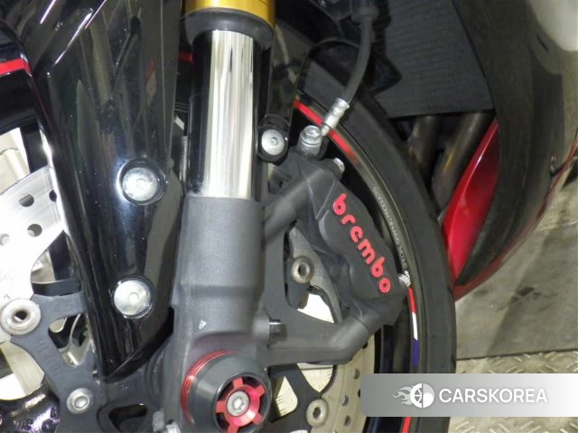 Suzuki GSX-S1000F id 4183632 из Японии 10