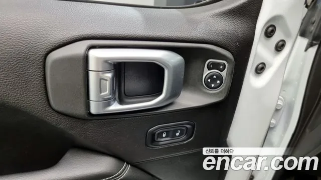 Jeep Wrangler (JL) id 2279894 из Кореи 10