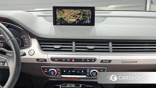 Audi Q7 (4M) id 3385778 из Кореи 10